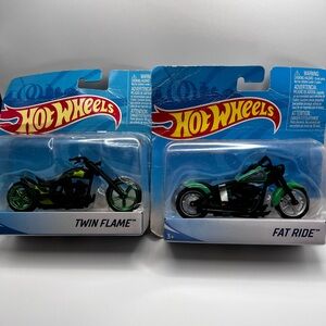 HOT WHEELS 2 collection motorcycles model FAT RIDE AND TWIN FLAME🏍️🔥